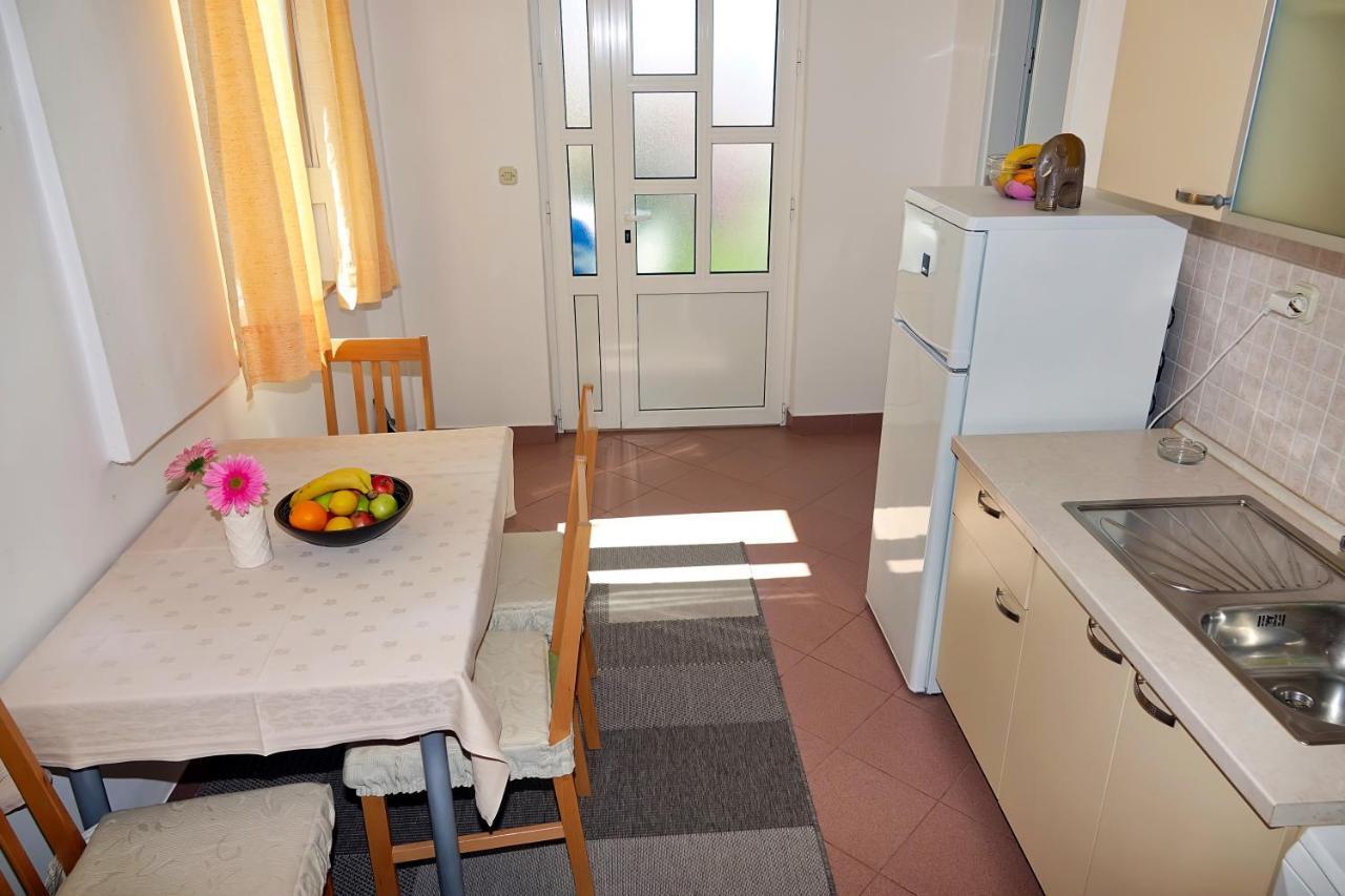 Roza Apartment Baska Voda Exterior photo